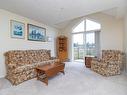 315-1485 Garnet Rd, Saanich, BC  - Indoor Photo Showing Living Room 