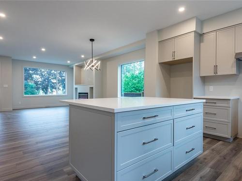 4080 Discovery Dr, Campbell River, BC - Indoor Photo Showing Kitchen