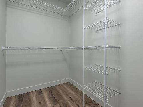 4080 Discovery Dr, Campbell River, BC - Indoor With Storage