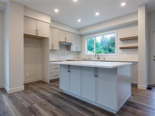 4080 Discovery Dr, Campbell River, BC - Indoor Photo Showing Kitchen