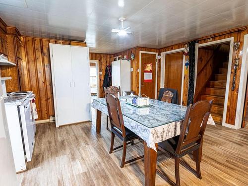 Salle Ã  manger - 458 Ch. Ste-Marie, Sainte-Marthe, QC - Indoor Photo Showing Dining Room