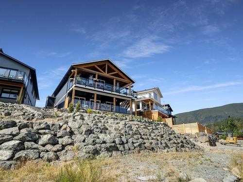 9388 Lakefront Rise, Lake Cowichan, BC 