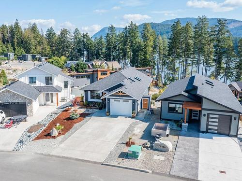 9388 Lakefront Rise, Lake Cowichan, BC 