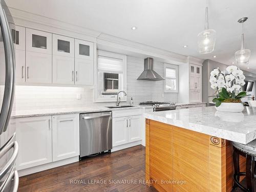 109 Symons St, Toronto, ON - Indoor Photo Showing Kitchen With Upgraded Kitchen