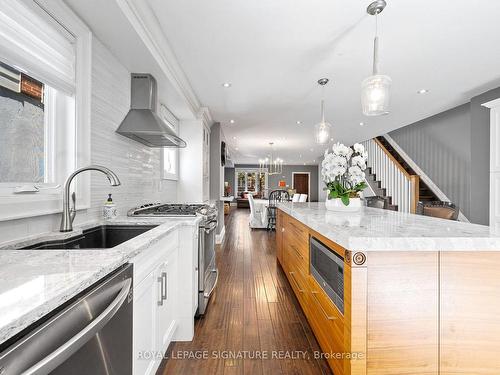 109 Symons St, Toronto, ON - Indoor Photo Showing Kitchen With Upgraded Kitchen