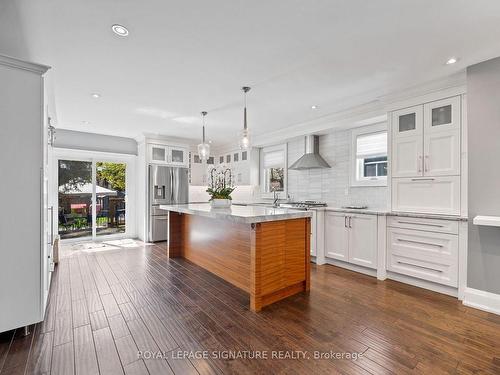 109 Symons St, Toronto, ON - Indoor Photo Showing Kitchen With Upgraded Kitchen