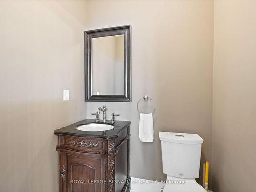 109 Symons St, Toronto, ON - Indoor Photo Showing Bathroom