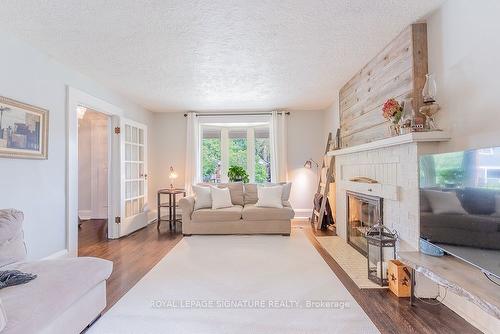 28 Sixth St, Toronto, ON - Indoor Photo Showing Living Room With Fireplace