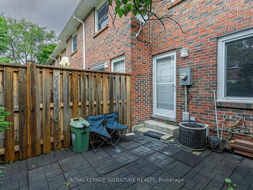 1128 Southdale Rd E, London, ON - Outdoor With Exterior