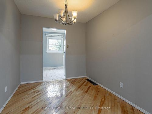 1128 Southdale Rd E, London, ON - Indoor Photo Showing Other Room