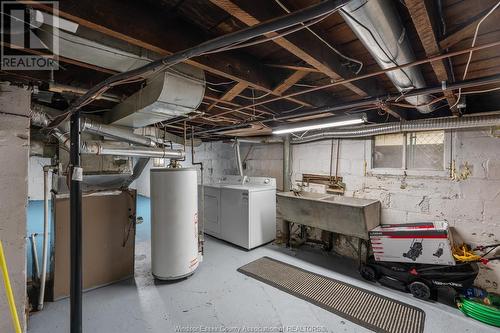 850 Gladstone, Windsor, ON - Indoor Photo Showing Basement