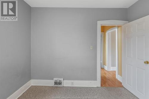 848 Gladstone, Windsor, ON - Indoor Photo Showing Other Room