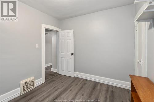 848 Gladstone, Windsor, ON - Indoor Photo Showing Other Room