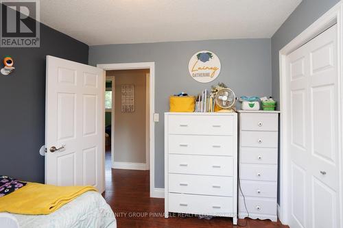 671 Balsam Lake Drive, Kawartha Lakes (Kirkfield), ON - Indoor Photo Showing Bedroom