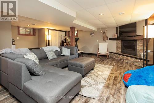 671 Balsam Lake Drive, Kawartha Lakes (Kirkfield), ON - Indoor Photo Showing Living Room