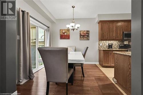 35 Willowbanks Terrace, Hamilton, ON - Indoor Photo Showing Dining Room