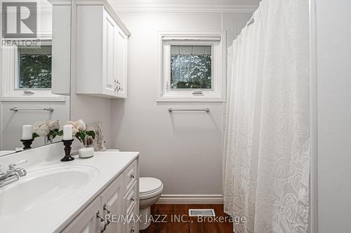 457 Fairlawn Street, Oshawa (Mclaughlin), ON - Indoor Photo Showing Bathroom