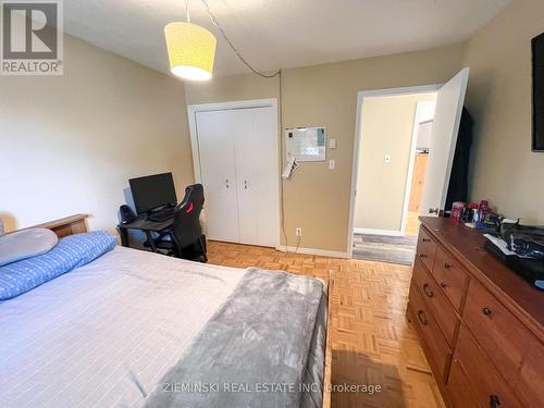 424 Frontenac Crescent, Timmins, ON - Indoor Photo Showing Bedroom