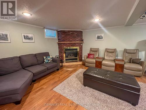 424 Frontenac Crescent, Timmins, ON - Indoor Photo Showing Living Room With Fireplace