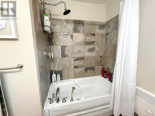 424 Frontenac Crescent, Timmins, ON - Indoor Photo Showing Bathroom