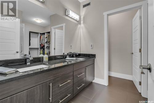 114 Johns Road, Saskatoon, SK - Indoor Photo Showing Bathroom