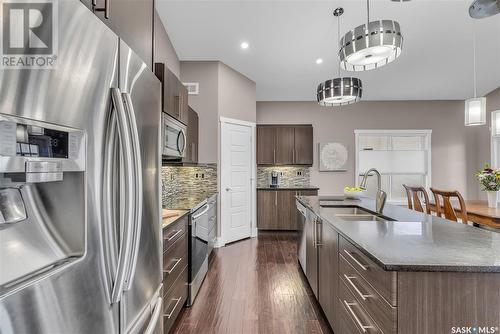 114 Johns Road, Saskatoon, SK - Indoor Photo Showing Kitchen With Stainless Steel Kitchen With Double Sink With Upgraded Kitchen