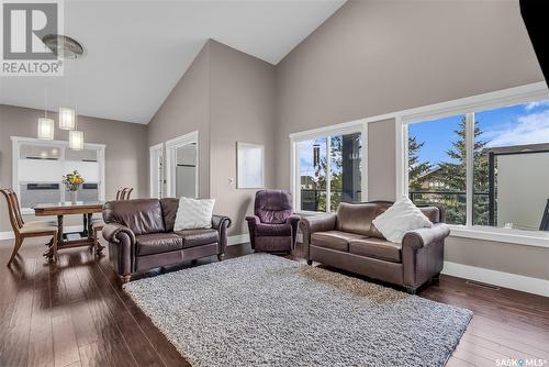 114 Johns Road, Saskatoon, SK - Indoor Photo Showing Living Room