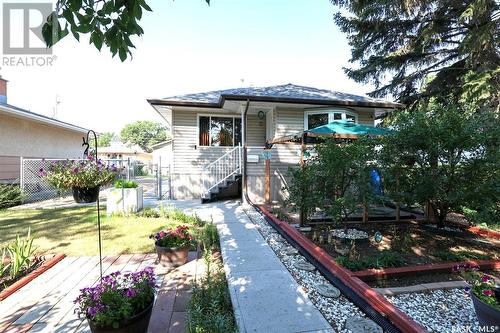 2322 Mackay Street, Regina, SK - Outdoor