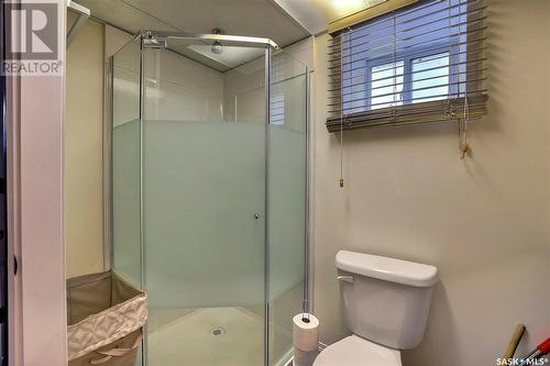 2322 Mackay Street, Regina, SK - Indoor Photo Showing Bathroom