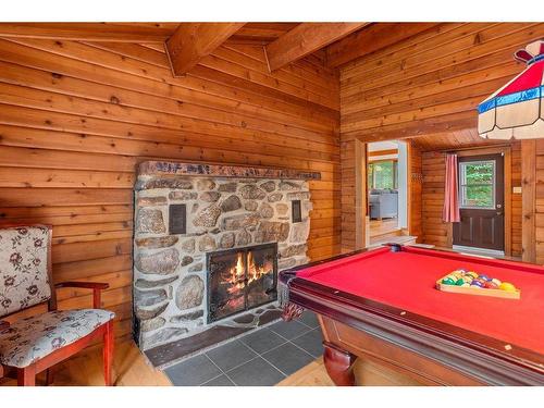 Living room - 466 Ch. Du Lac-Mercier, Mont-Tremblant, QC - Indoor Photo Showing Other Room With Fireplace