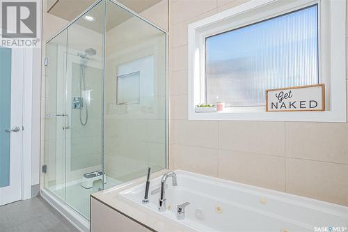 506 Gillies Cove, Saskatoon, SK - Indoor Photo Showing Bathroom