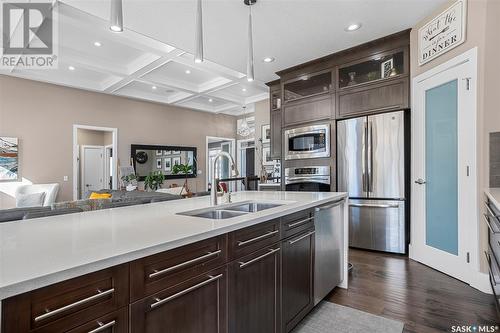 506 Gillies Cove, Saskatoon, SK - Indoor Photo Showing Kitchen With Stainless Steel Kitchen With Double Sink With Upgraded Kitchen