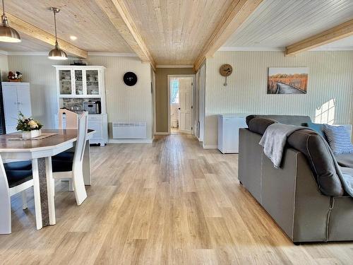 Overall view - 455 Ch. Des Caps, Les Îles-De-La-Madeleine, QC - Indoor Photo Showing Dining Room