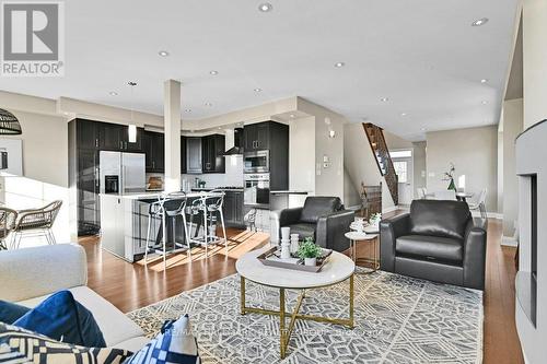 1326 Kingston Avenue, Ottawa, ON - Indoor Photo Showing Kitchen With Double Sink With Upgraded Kitchen