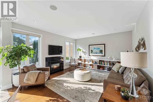 10 Grenwich Circle, Ottawa, ON - Indoor Photo Showing Living Room With Fireplace