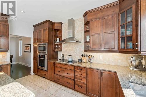 10 Grenwich Circle, Ottawa, ON - Indoor Photo Showing Kitchen