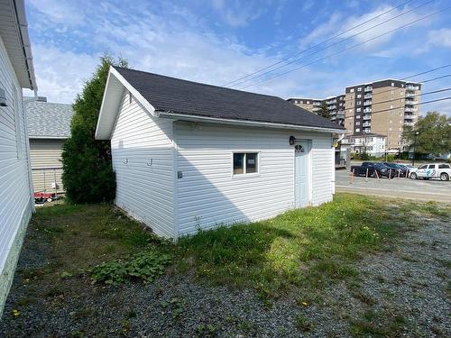 Garage - 212 Rue Monseigneur-Tessier O., Rouyn-Noranda, QC - Outdoor