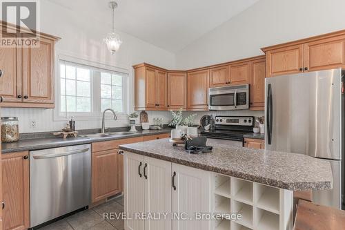 9 Grills Road, Kawartha Lakes, ON - Indoor Photo Showing Kitchen With Double Sink