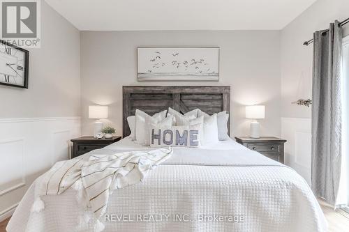 9 Grills Road, Kawartha Lakes, ON - Indoor Photo Showing Bedroom