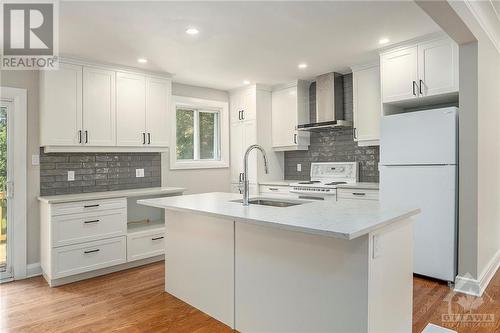 29 Capilano Drive, Ottawa, ON - Indoor Photo Showing Kitchen