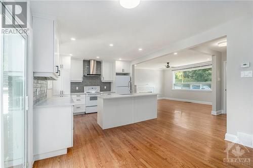 29 Capilano Drive, Ottawa, ON - Indoor Photo Showing Kitchen