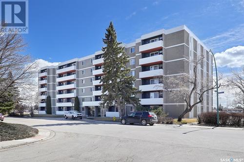 225 65 Westfield Drive, Regina, SK - Outdoor With Balcony With Facade