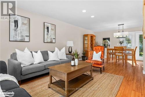 3 Cormack Crescent, Bracebridge (Macaulay), ON - Indoor Photo Showing Living Room