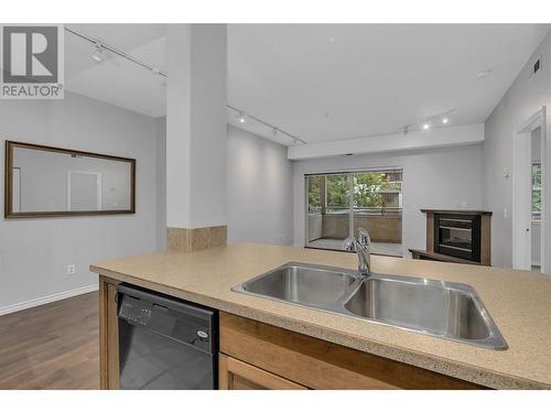 1007 Harvey Avenue Unit# 204, Kelowna, BC - Indoor Photo Showing Kitchen With Double Sink