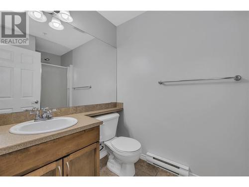 1007 Harvey Avenue Unit# 204, Kelowna, BC - Indoor Photo Showing Bathroom