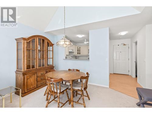 3283 Casorso Road Unit# 303, Kelowna, BC - Indoor Photo Showing Dining Room