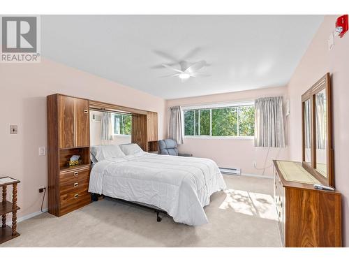 3283 Casorso Road Unit# 303, Kelowna, BC - Indoor Photo Showing Bedroom