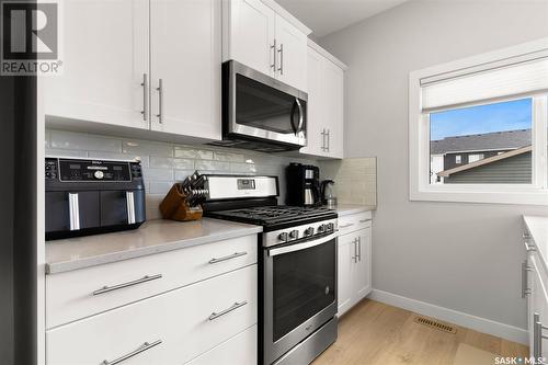 3297 Copeland Road, Regina, SK - Indoor Photo Showing Kitchen