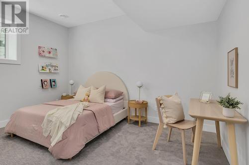 1096 Collinson Court, Kelowna, BC - Indoor Photo Showing Bedroom