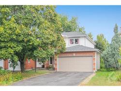 21 AINTREE Place  Ottawa, ON K2M 2G5